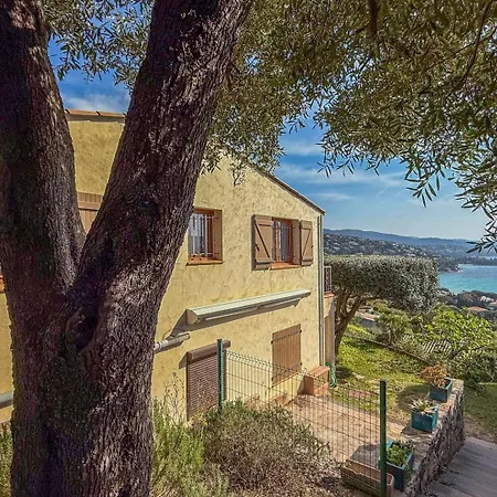 Appartamento T3 Pour 4 Personnes, Magnifique Vue Sur La Baie De Saint Clair Le Lavandou
